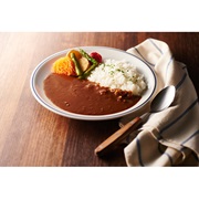 牛肉をとろけるまでじっくり煮込んだカレー